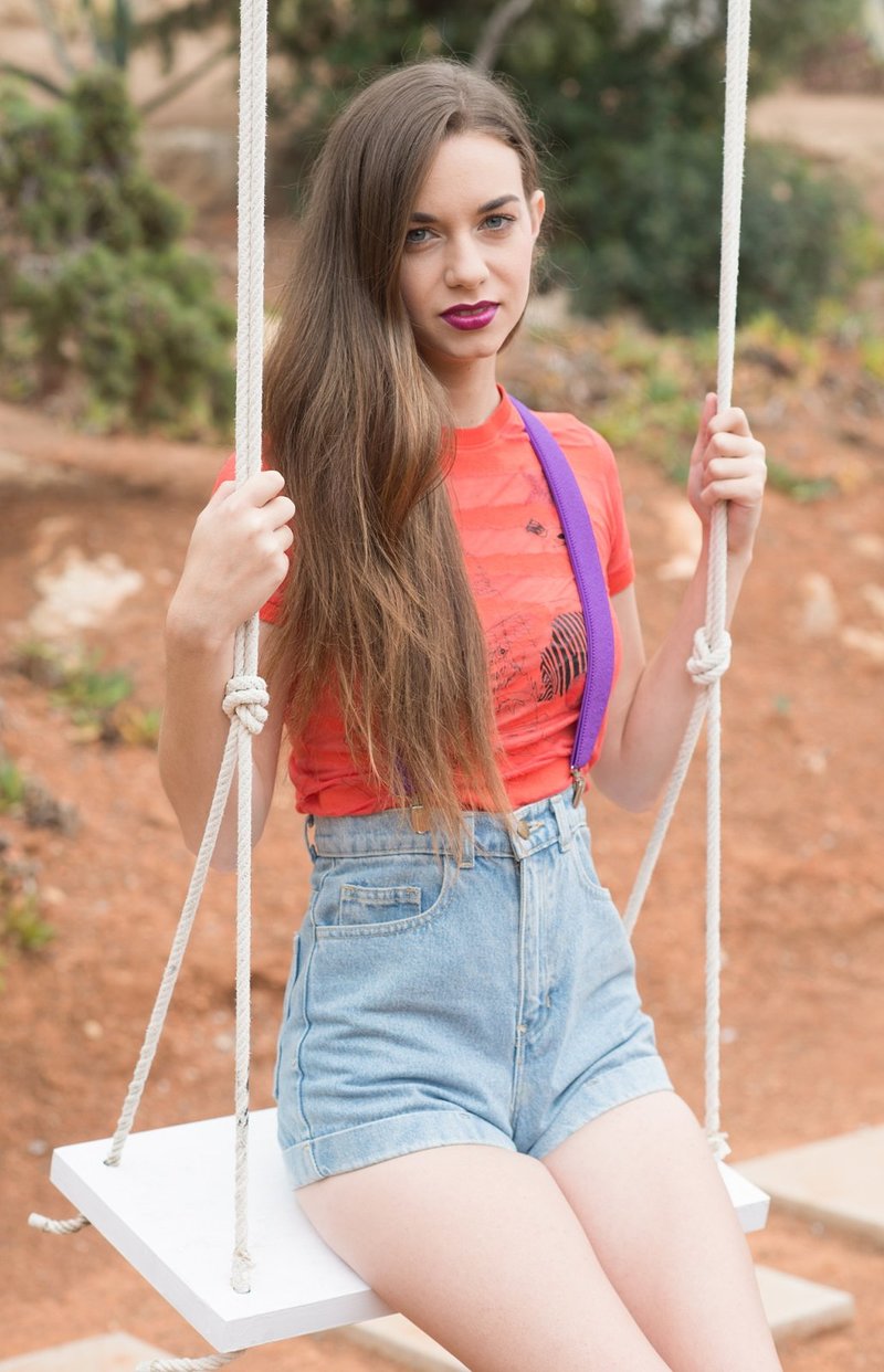 Аллашка, 22 года, 5 размер груди